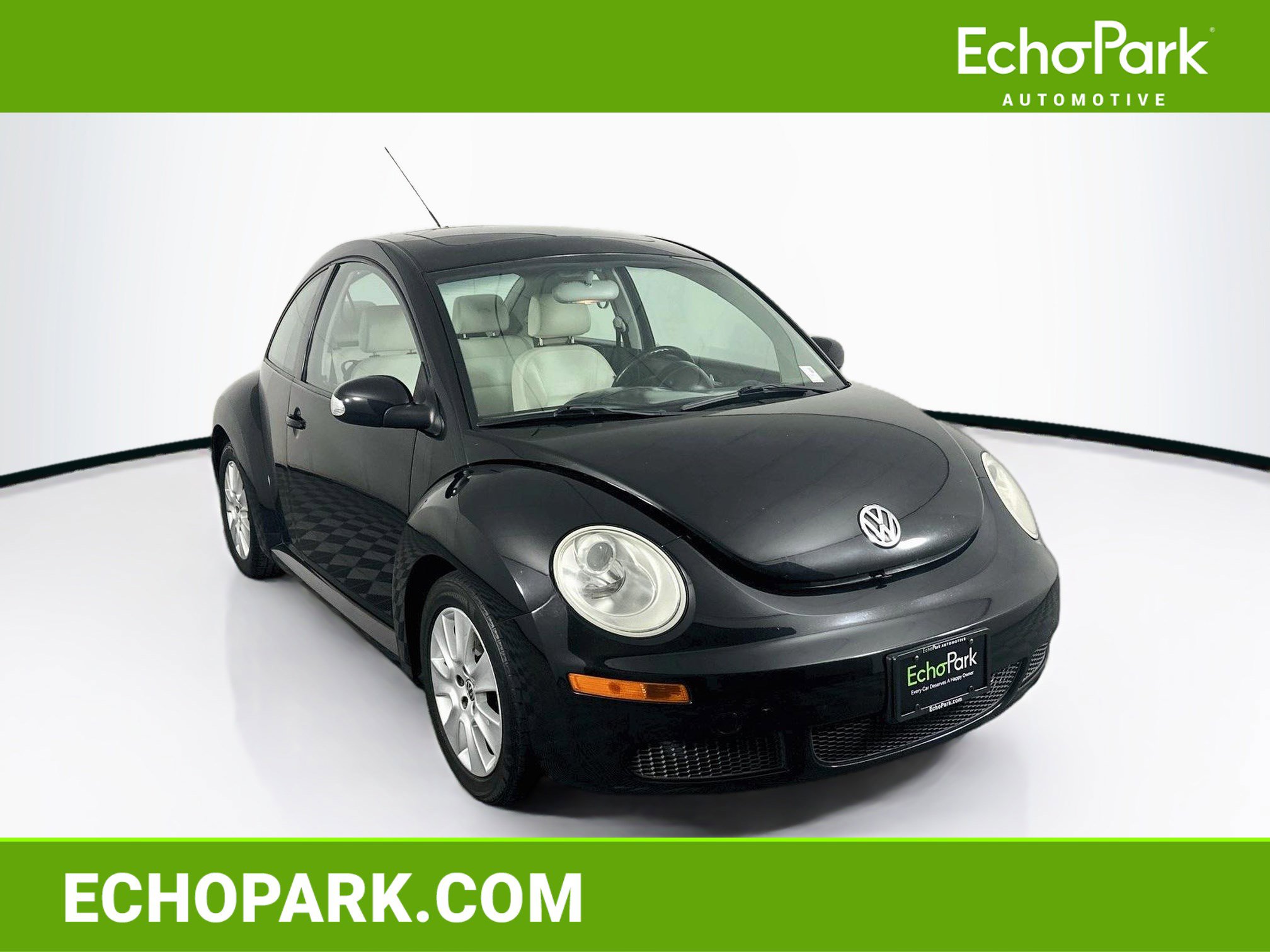 Used 2010 Volkswagen Beetle Coupe FWD image 1