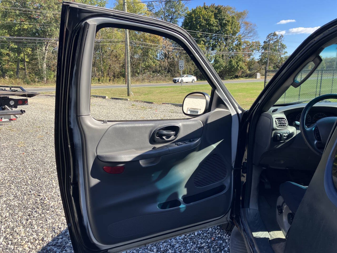 Used 2003 Ford F150 XLT RWD image 18