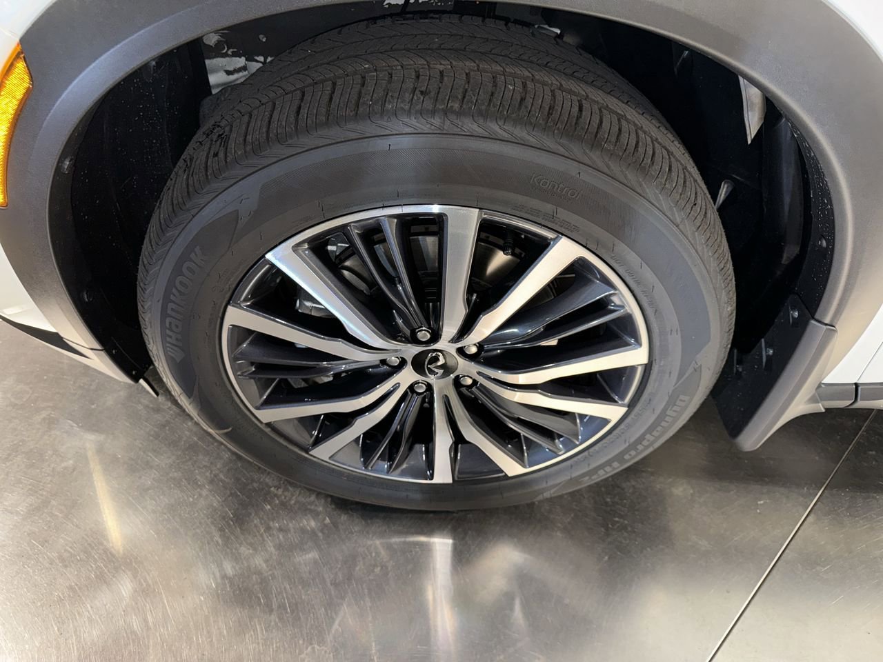 Certified 2025 INFINITI QX60 Autograph w/ Lighting Package (N92) image 10