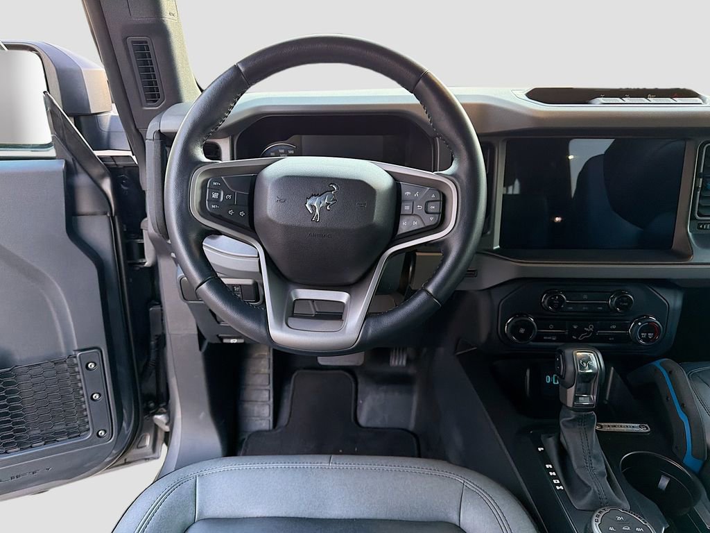 Used 2024 Ford Bronco Black Diamond image 18