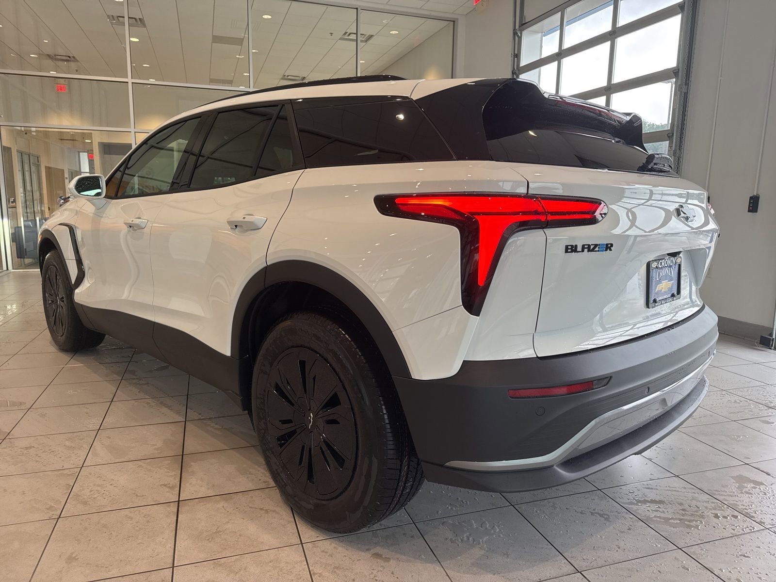 New 2026 Chevrolet Blazer EV LT image 6