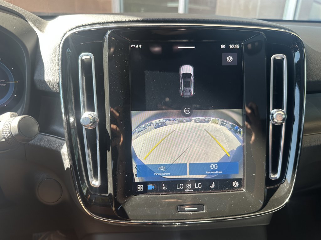 Used 2023 Volvo C40 P8 Recharge Plus image 19