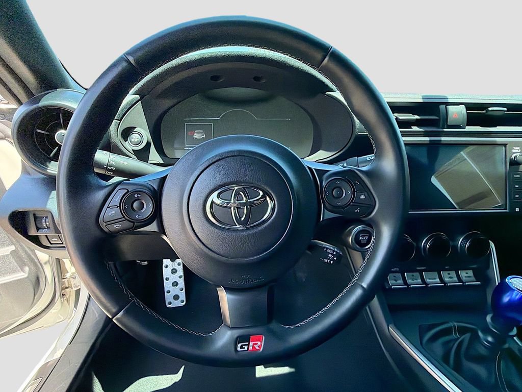 Used 2024 Toyota GR86 Premium RWD image 11