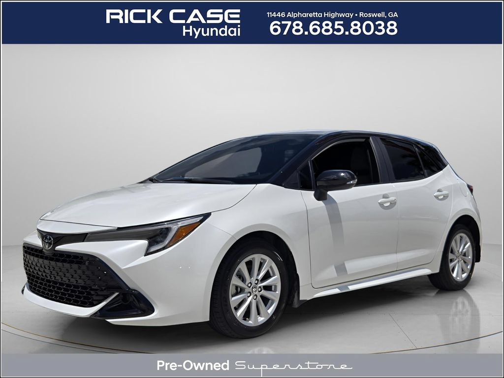 Used 2025 Toyota Corolla SE w/ SE Package