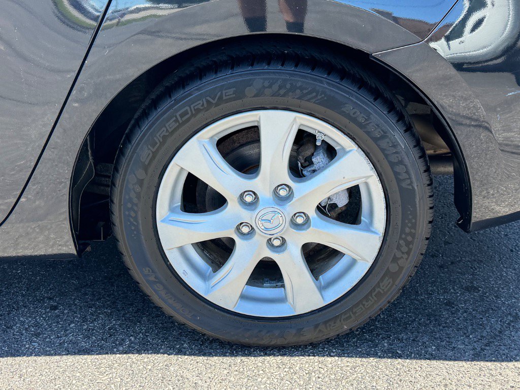 Used 2010 MAZDA MAZDA3 i Touring FWD image 8