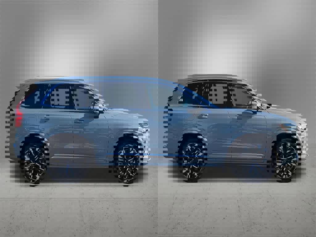 Certified 2026 Volvo XC90 B6 Plus w/ Protection Package Premier image 7