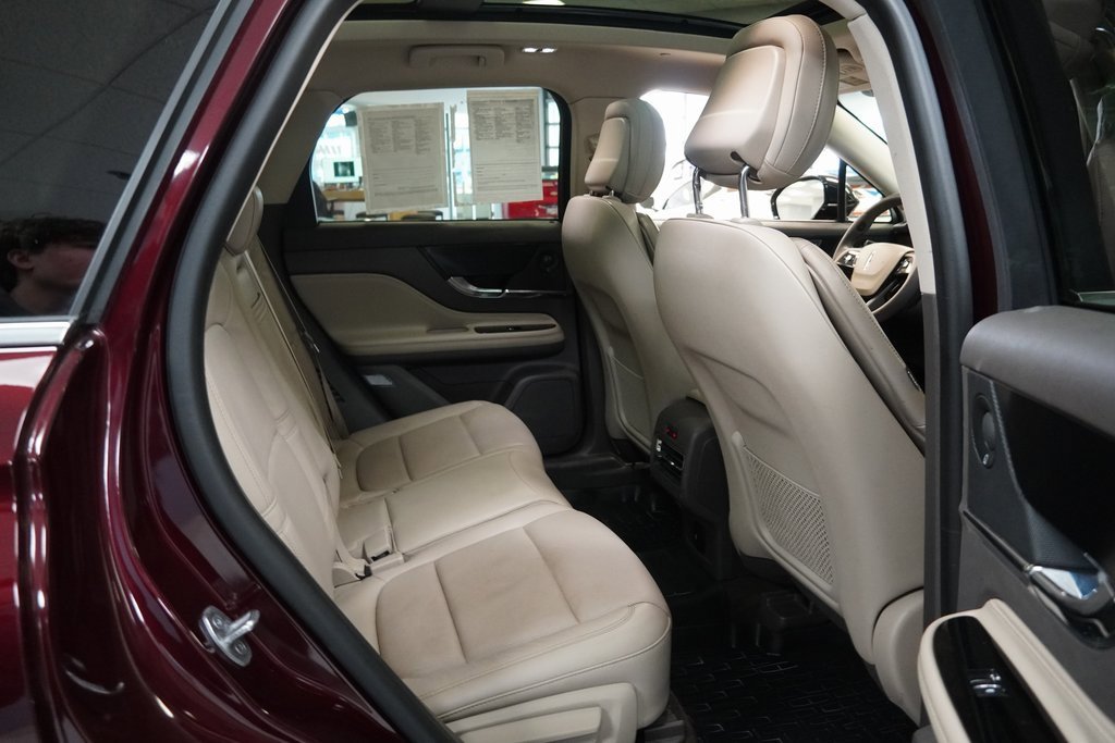 Used 2020 Lincoln Corsair Reserve w/ Elements Package image 23