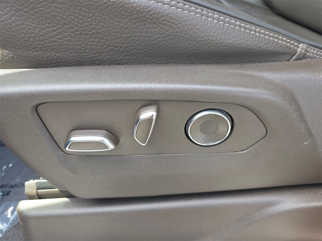 Used 2021 GMC Yukon Denali image 20