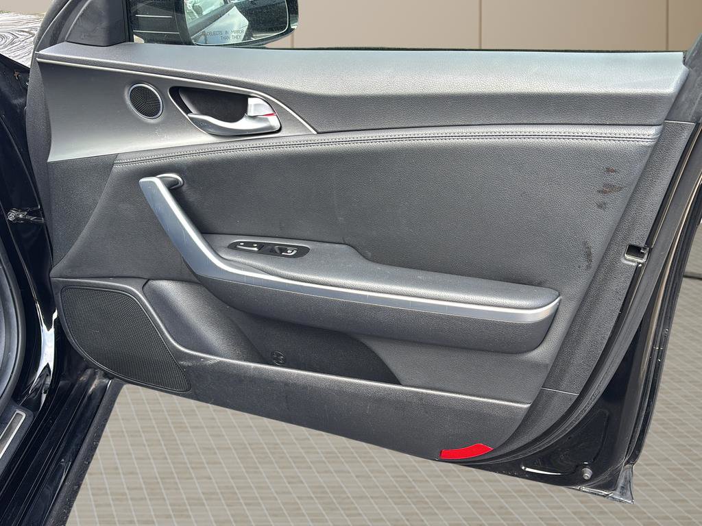 Used 2020 Kia Stinger GT image 37