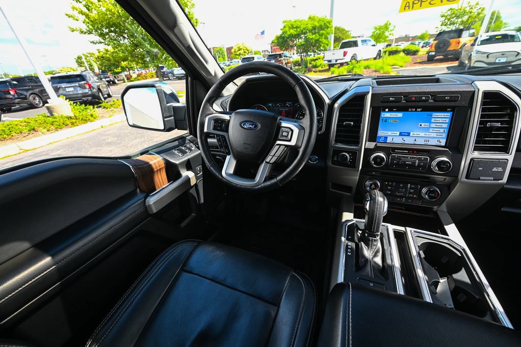 Used 2017 Ford F150 Lariat w/ Equipment Group 502A Luxury AWD/4WD image 33
