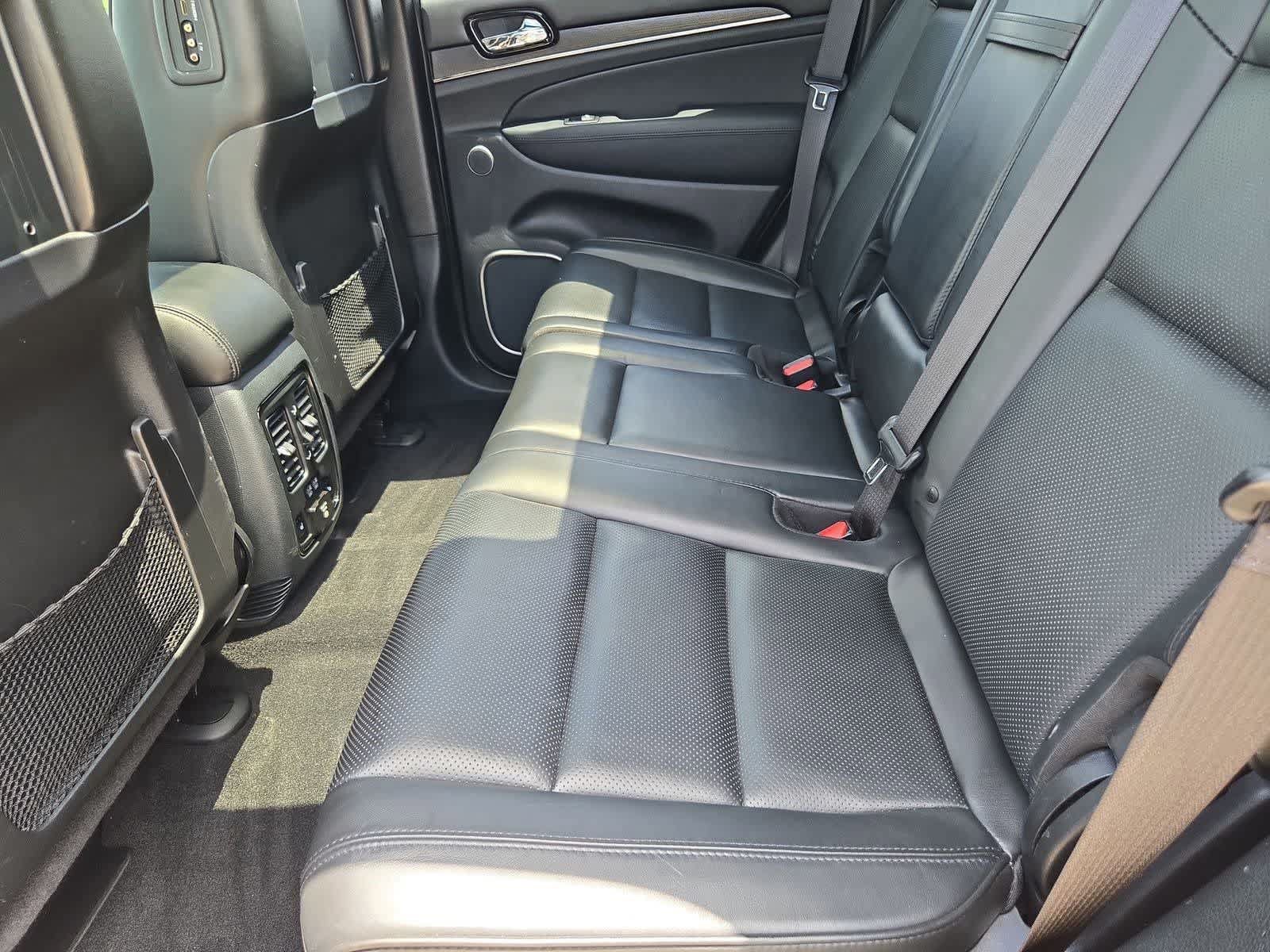 Used 2020 Jeep Grand Cherokee High Altitude RWD image 19