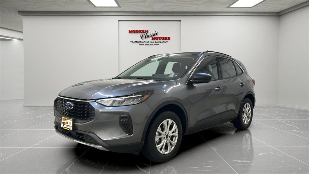 Used 2024 Ford Escape Active w/ Tech Pack #1 image 3