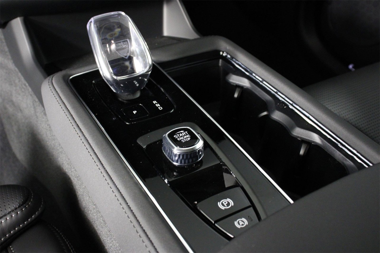 New 2025 Volvo XC90 B6 Ultra image 7