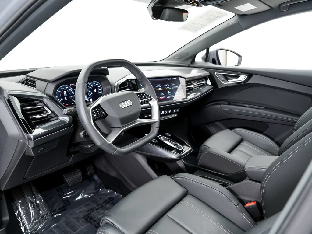 Used 2023 Audi Q4 e-tron Premium Plus w/ Premium Plus AWD/4WD image 4