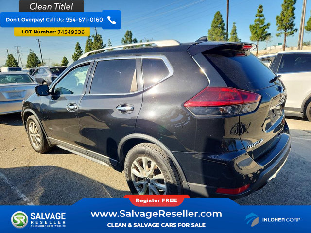 Used 2019 Nissan Rogue SV w/ Premium Package FWD image 3