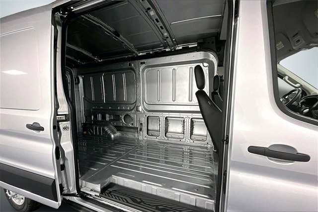 New 2026 Ford Transit 250 148 Medium Roof Extended AWD image 9