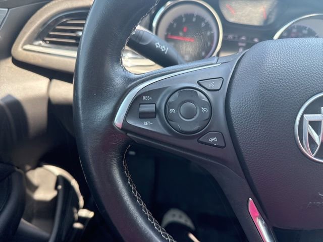 Used 2018 Buick Regal Preferred FWD image 18