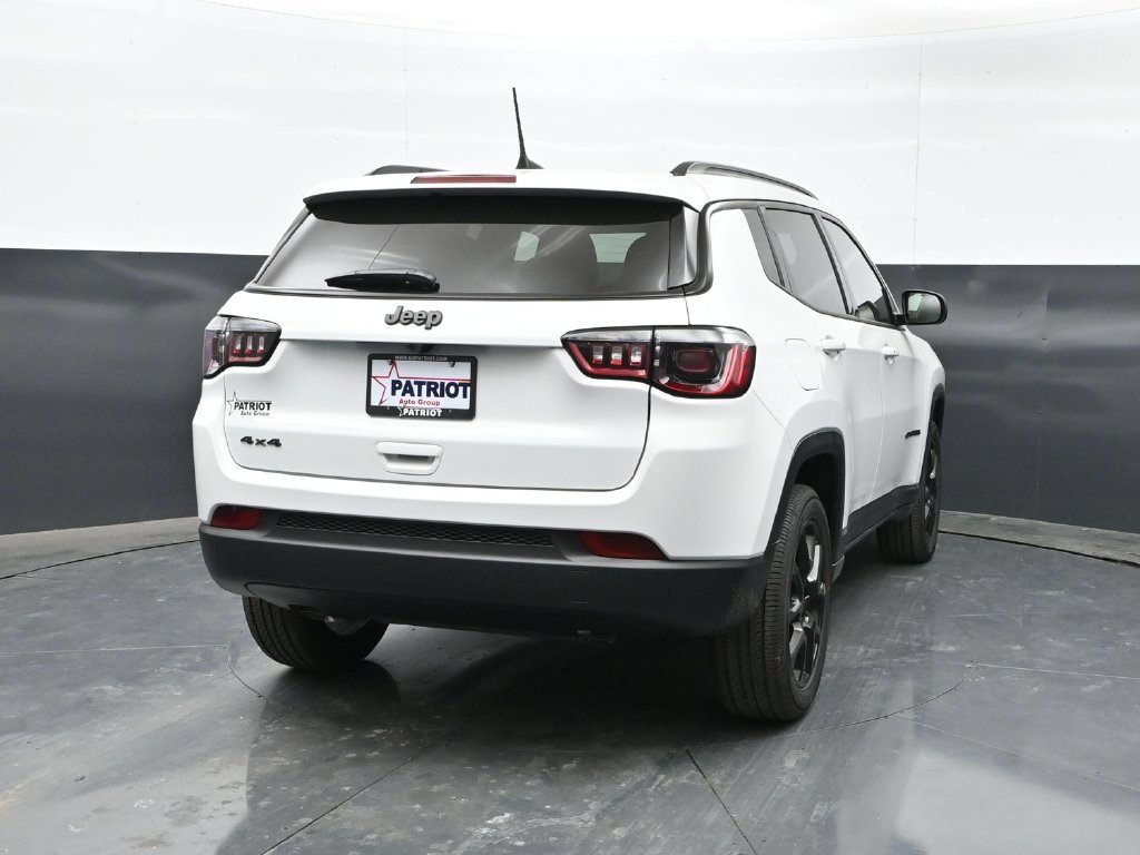 New 2026 Jeep Compass Latitude AWD/4WD image 23