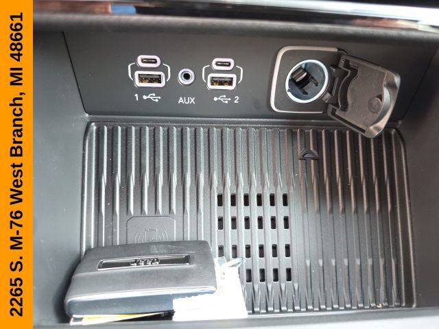 New 2026 Jeep Grand Cherokee L Limited AWD/4WD image 31