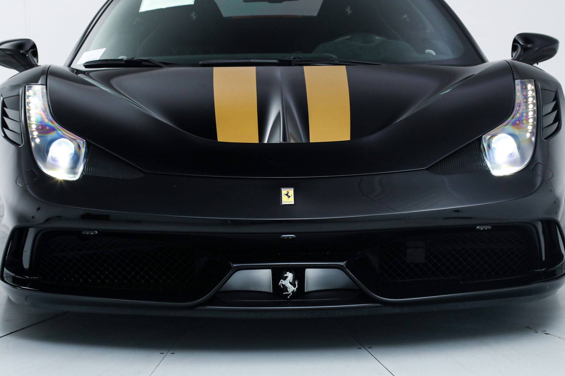 Certified 2015 Ferrari 458 Speciale Coupe RWD image 12