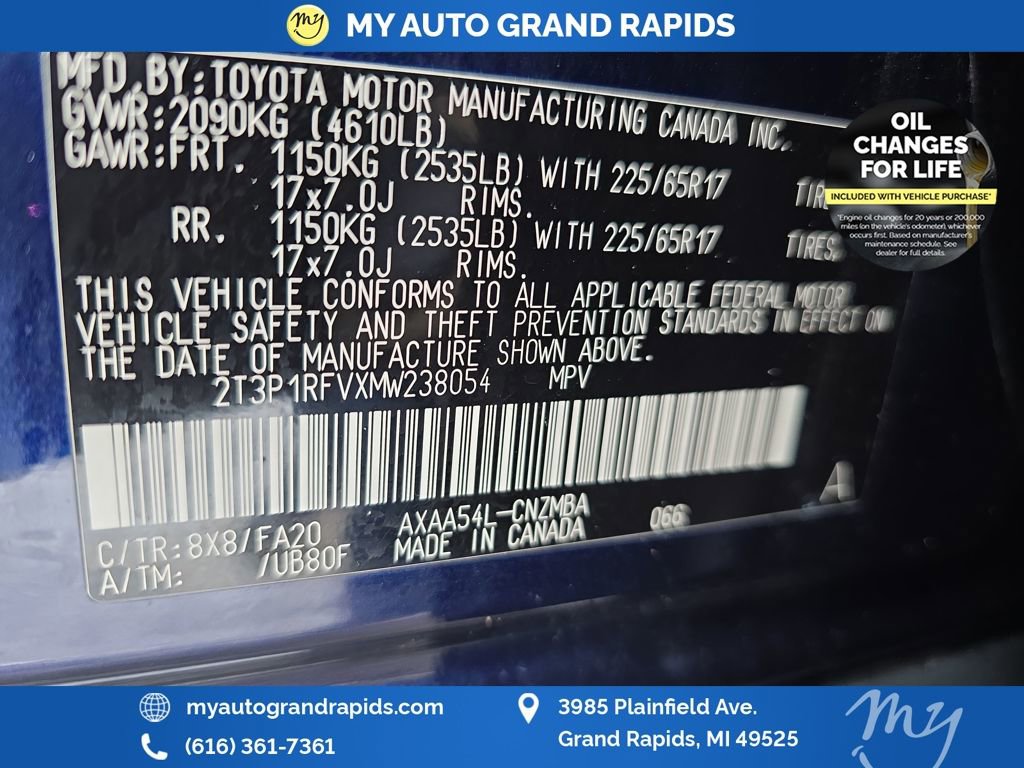 Used 2021 Toyota RAV4 XLE image 34