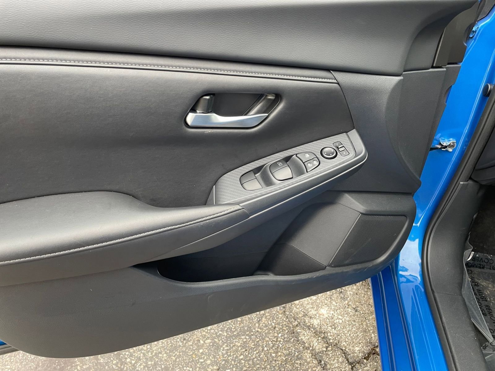 Used 2025 Nissan Sentra SV image 20