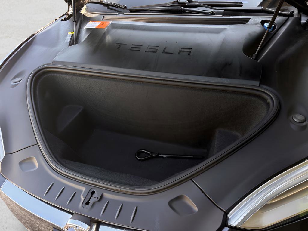 Used 2018 Tesla Model S 100D image 25