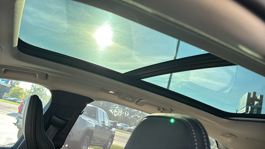New 2027 Volvo XC60 B5 Ultra AWD/4WD image 11