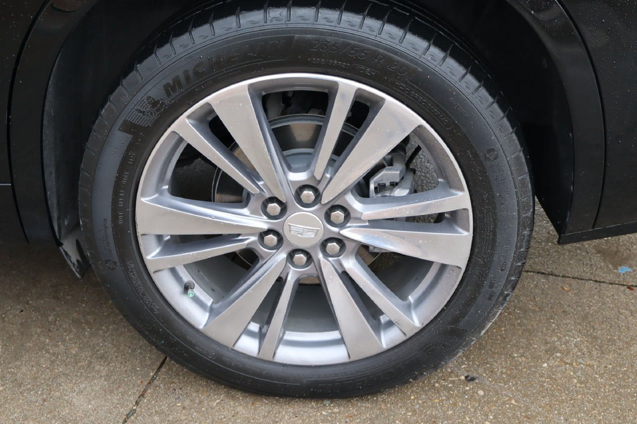Used 2024 Cadillac XT6 Premium Luxury FWD image 32