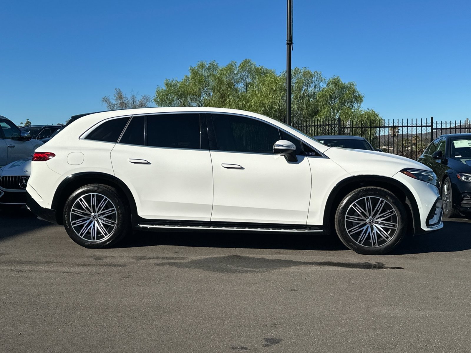 Certified 2023 Mercedes-Benz EQS 450+ SUV image 2
