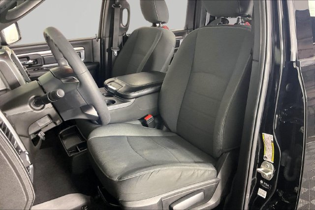 Used 2024 RAM 1500 Warlock RWD image 19