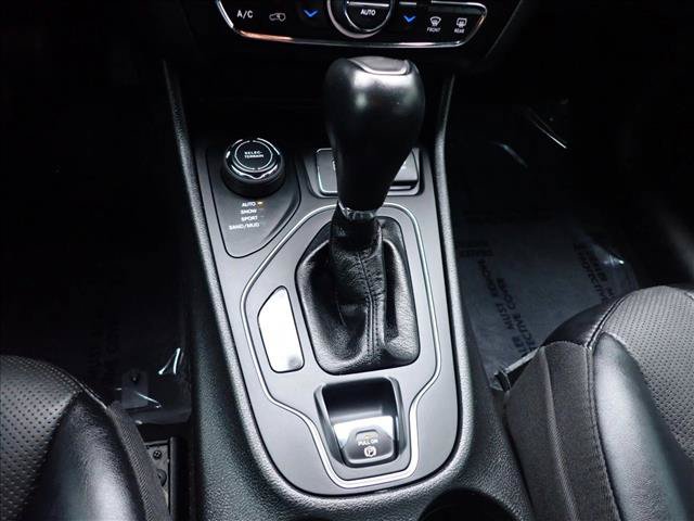 Used 2022 Jeep Cherokee Latitude Lux AWD/4WD image 22