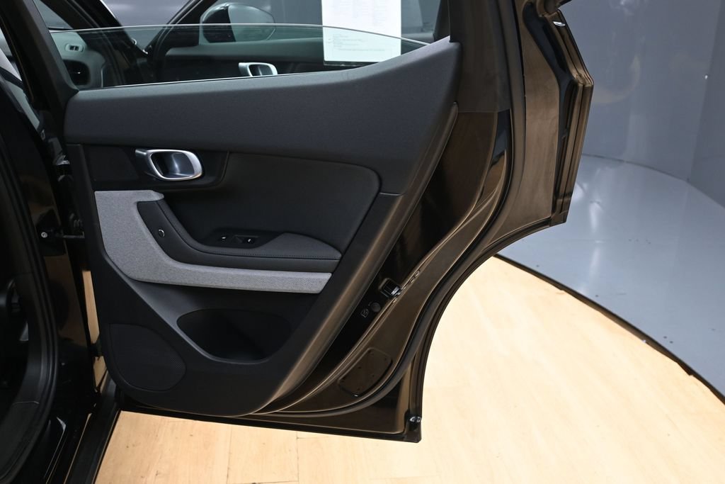 Used 2024 Polestar Polestar 2 RWD image 24
