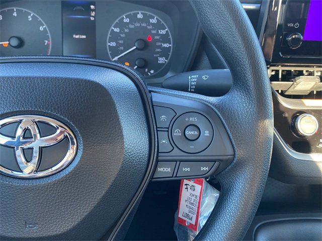 Used 2025 Toyota Corolla LE image 24