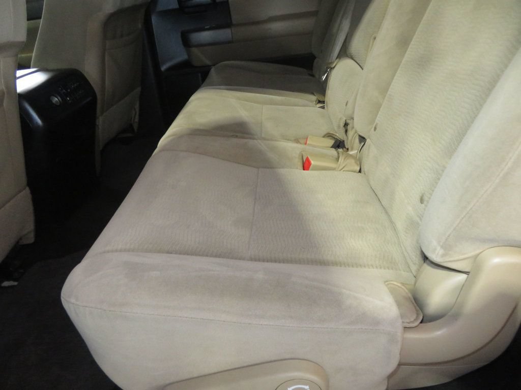 Used 2015 Toyota Sequoia SR5 AWD/4WD image 26