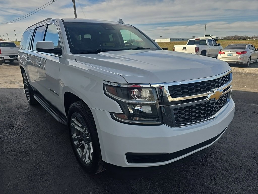 Used 2019 Chevrolet Suburban LT image 8