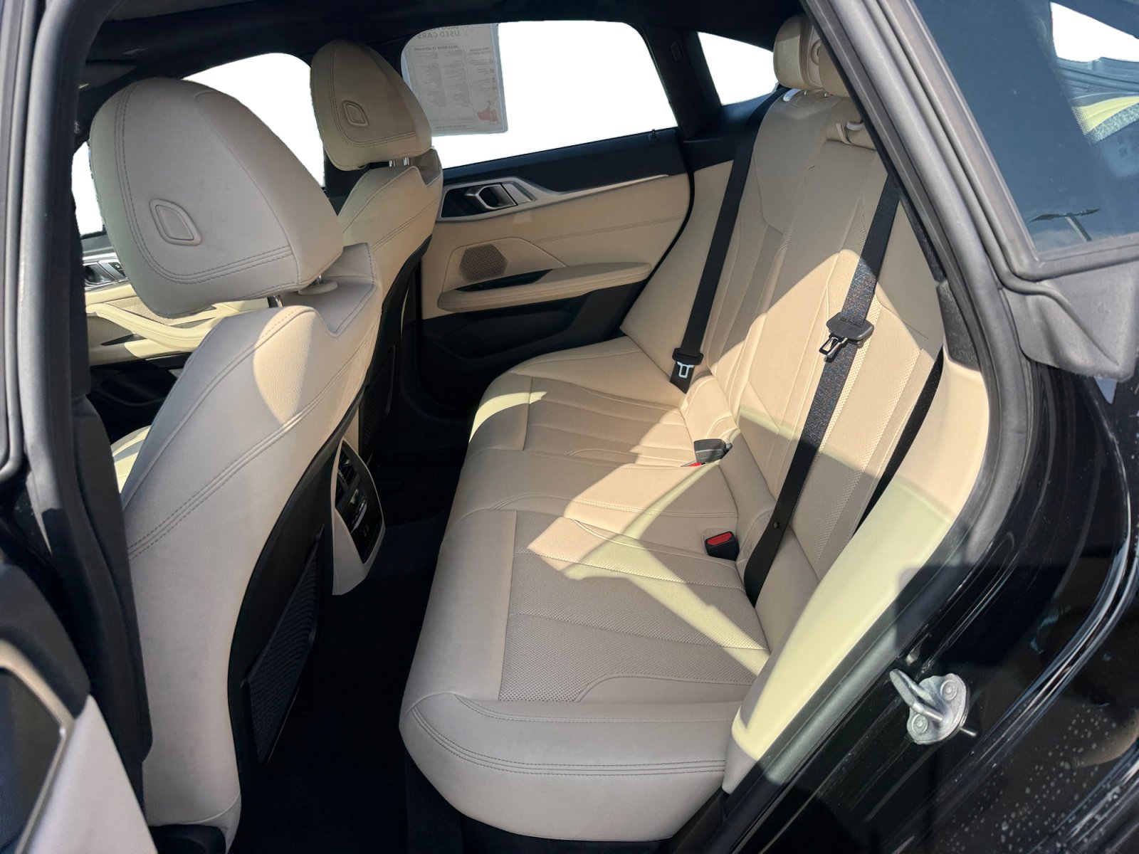 Used 2023 BMW i4 eDrive40 w/ Premium Package RWD image 16