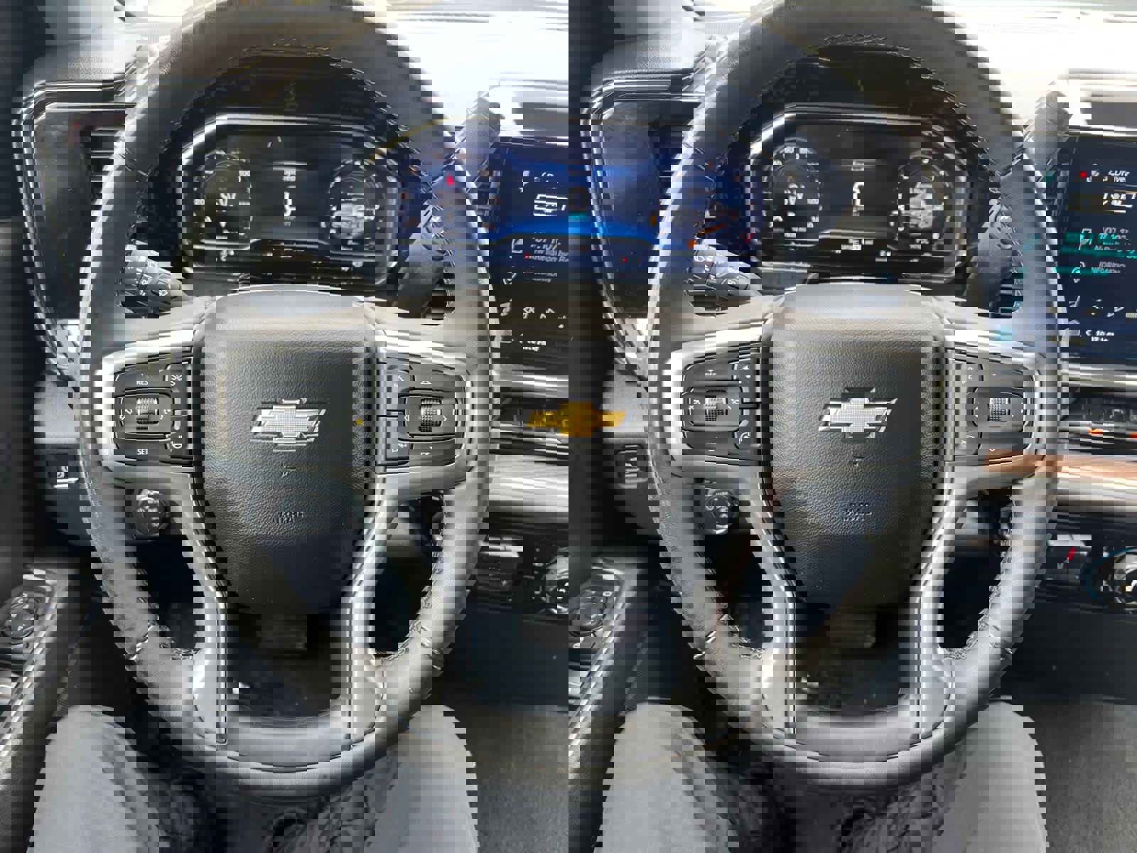 Certified 2025 Chevrolet Silverado 1500 LT image 16