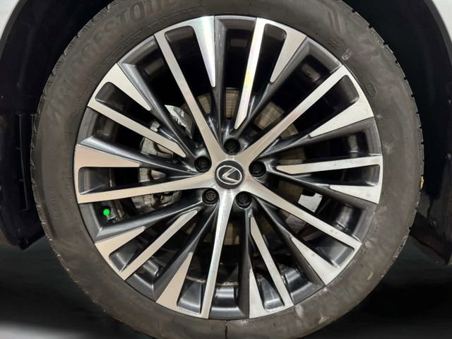 Used 2025 Lexus RX 350 w/ Convenience Package image 33
