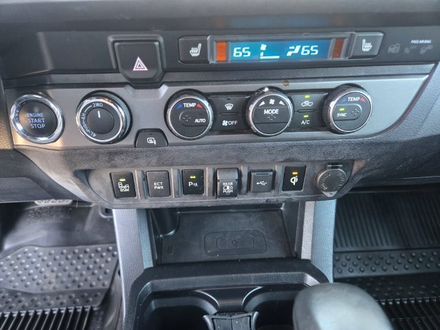 Certified 2020 Toyota Tacoma TRD Off-Road w/ TRD Premium Off Road Package AWD/4WD image 19