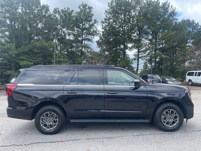 Used 2025 Ford Expedition Max Active RWD image 4