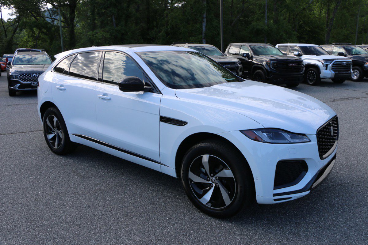 Used 2024 Jaguar F-PACE R-Dynamic S AWD/4WD image 10