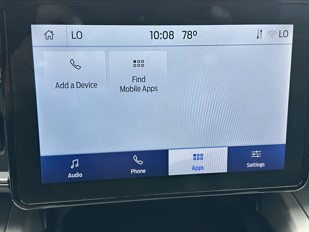 Used 2022 Ford Explorer XLT w/ Equipment Group 202A RWD image 9