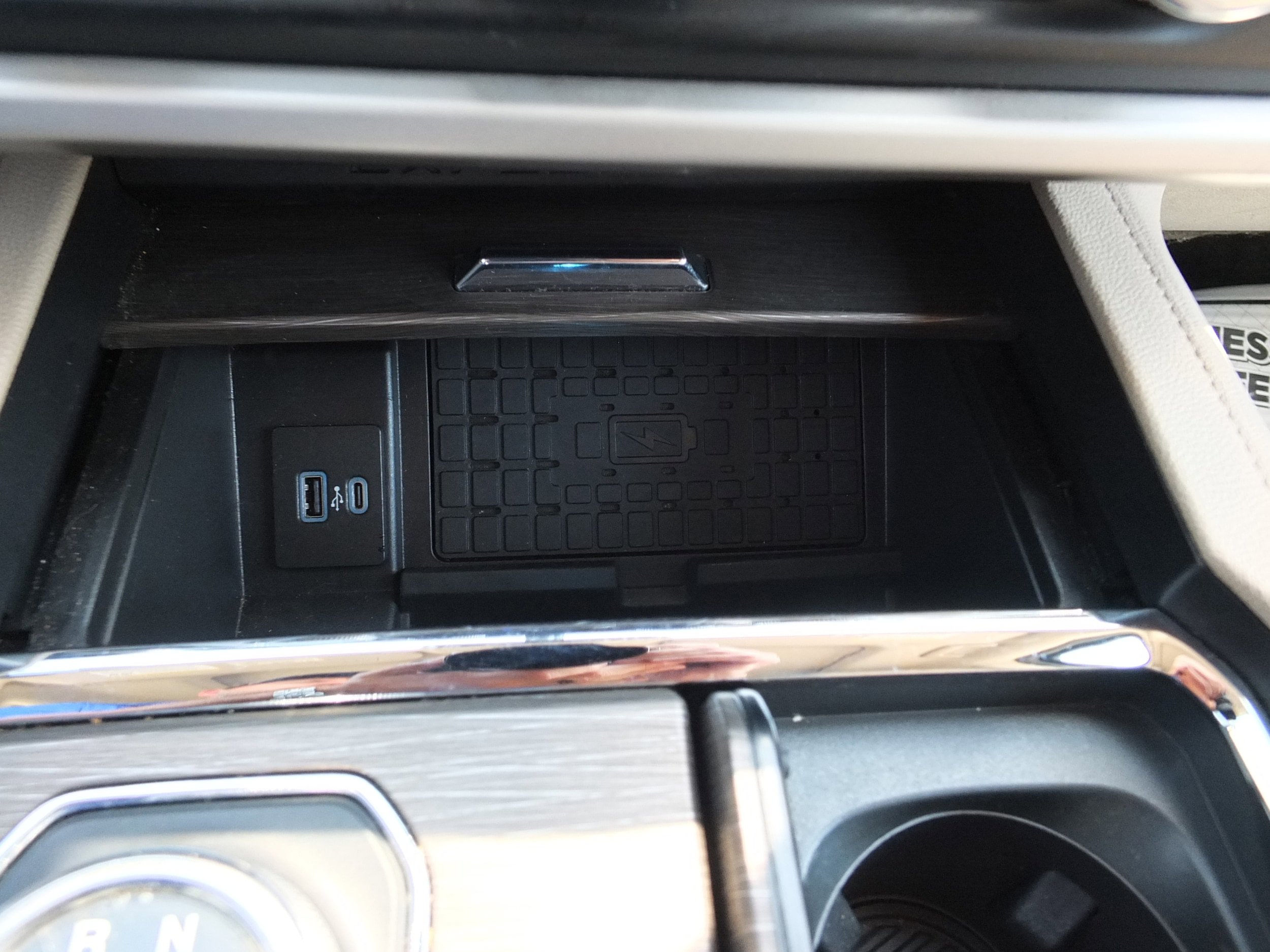 Used 2024 Ford Expedition Limited RWD image 29