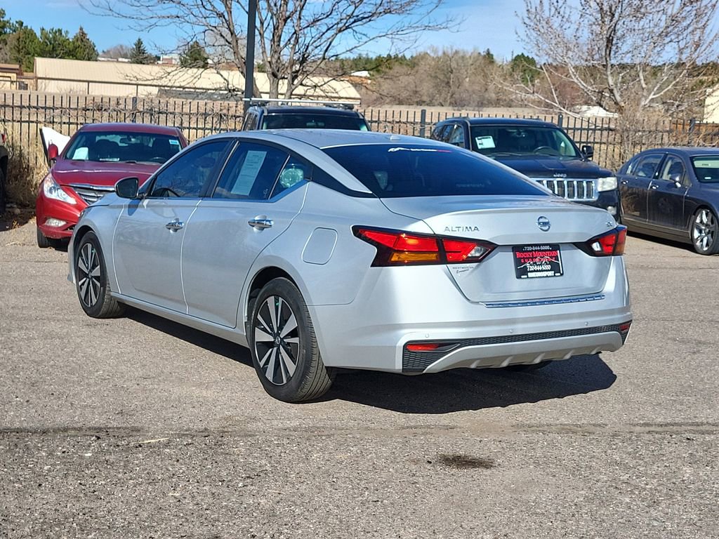 Used 2022 Nissan Altima 2.5 SV image 5
