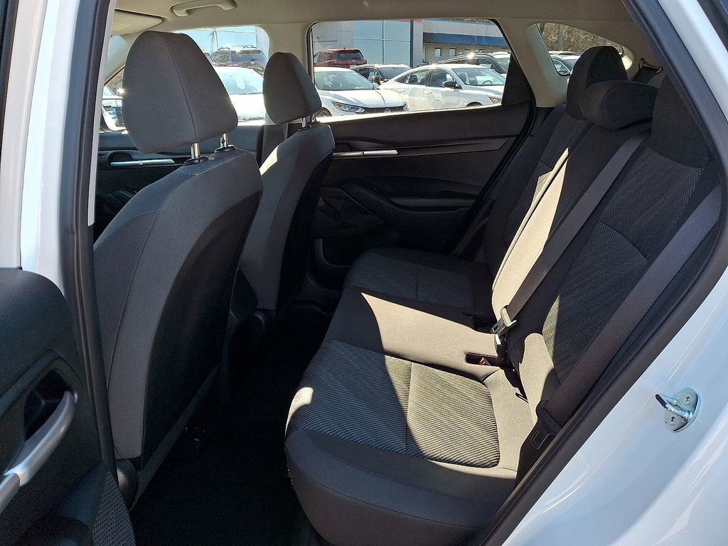 Used 2023 Kia Seltos LX image 11
