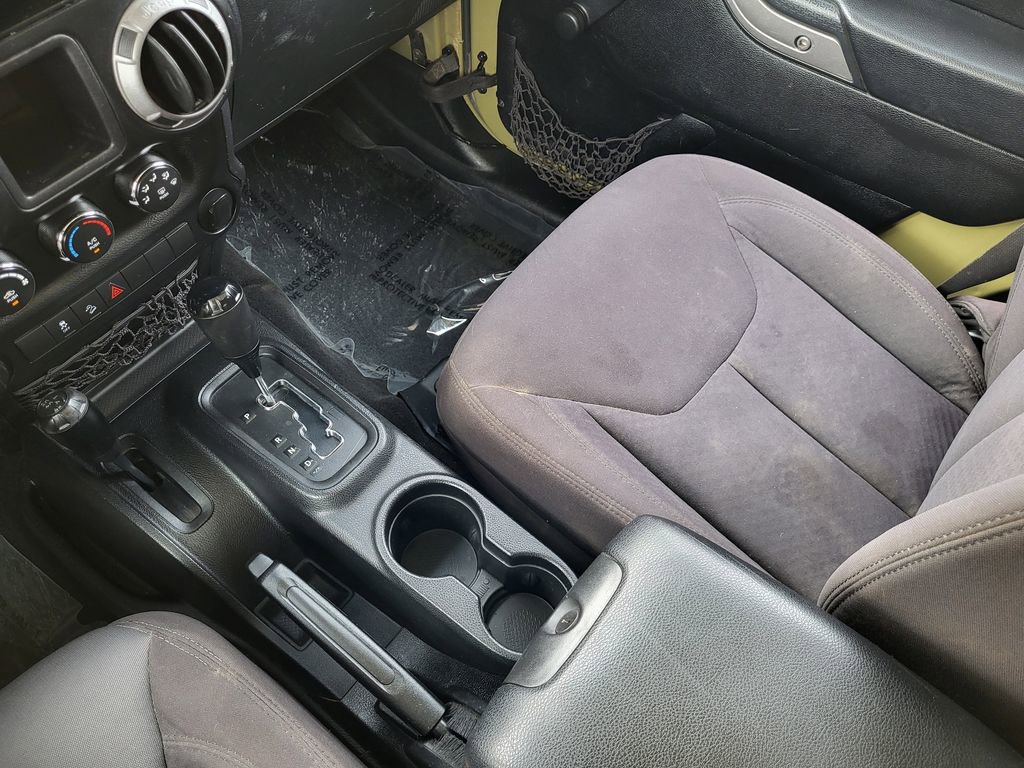 Used 2013 Jeep Wrangler Unlimited Sport image 14