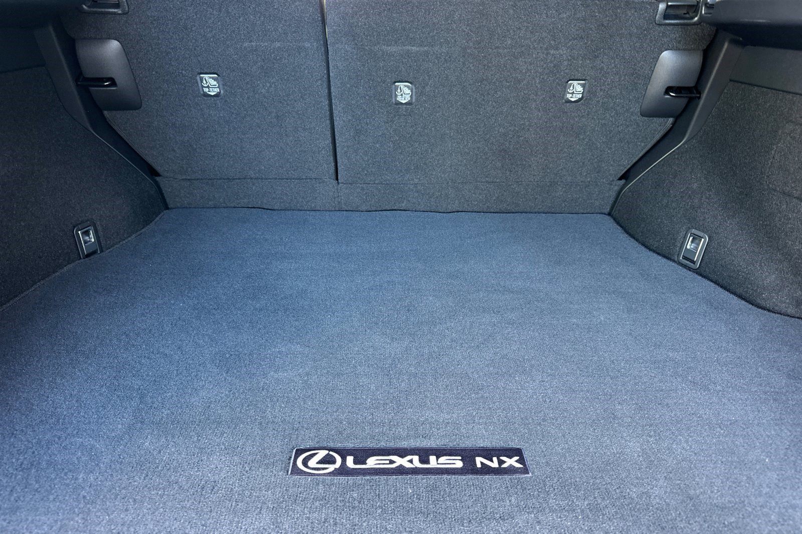 Used 2025 Lexus NX 450h+ AWD w/ Towing Package (2000 Lbs) image 19