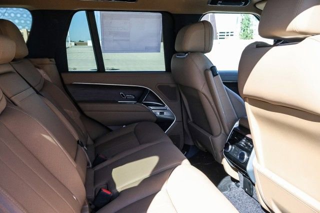 New 2025 Land Rover Range Rover SE image 13