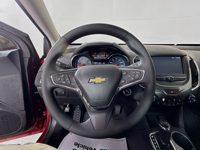 Used 2017 Chevrolet Cruze LT w/ Convenience Package image 12